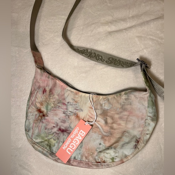 Baggu x Collina Strada Medium Crescent Bag - Picture 4 of 4